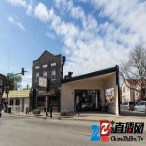 芝加哥这个“斜杠餐厅”：一半是酒吧，一半是街区食堂