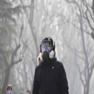 郑州发布雾霾红色预警 全市中小学和幼儿园停课