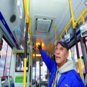 辽宁公交加装“防霾神器”：顶棚新风系统换气过滤