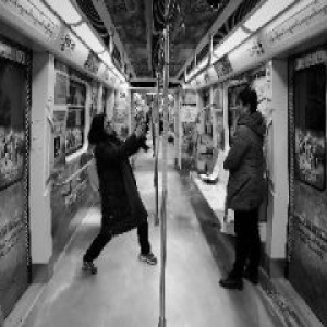 北京16号线北段开通迎大客流 3小时5000人次进出站