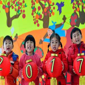 幼儿园设“奖学金”考核孩子合适吗？