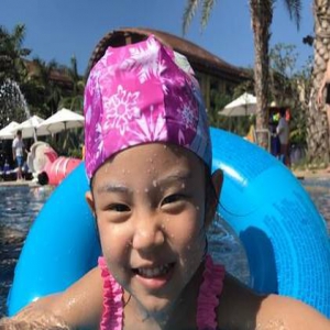 李小璐不愿和老公合影，竟把自己打上马赛克(图)