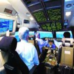 加拿大机长差点醉酒驾机 不省人事被抬出机舱