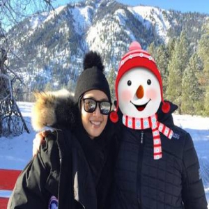 林依晨晒甜蜜度假照 网友：把老公P得太可爱了！