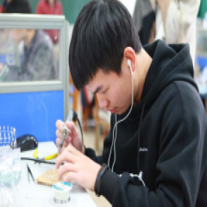 广西科技大学电气信息创新协会 在探索创新中寻找真我