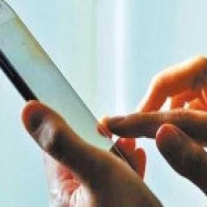 男子为和女网友见面 偷走好友母亲救命钱