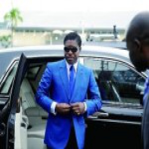 非洲“花太子”公款买15辆跑车 价值570万欧元