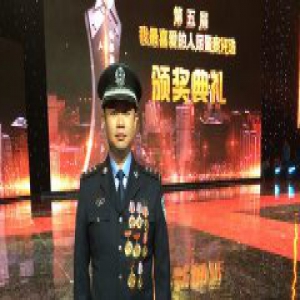 【中国梦实践者】周博文：无限忠诚耀警徽