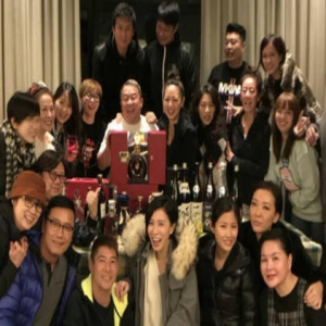 曾志伟赛马赢1400万 豪气请好友日本度假