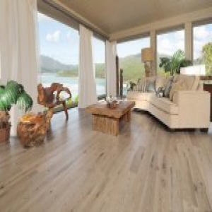 冬季应如何帮木地板保温？