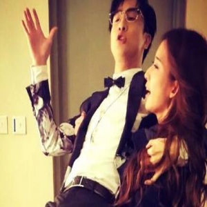 薛之谦高烧入院 林志玲心疼送上公主抱：今天我扛