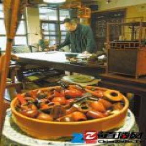 成都极品“烟斗客”：家藏好斗上百只