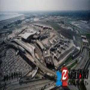 纽约肯尼迪机场打算修路修商场，大约会花掉 100 亿美元