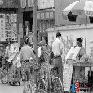 民国年间成都电影院：被扔手榴弹 带枪大兵保护