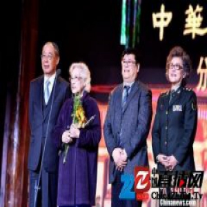 “2016中华文化人物”颁授典礼在深圳落幕