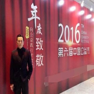 被问做公益每年捐多少 温兆伦这样回应…