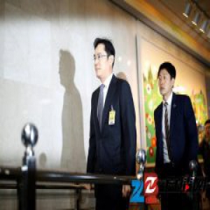 三星老板李在镕被传唤，他是韩国总统腐败案的嫌疑人