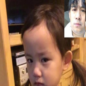 被爸爸远程视频教育，黄磊小女儿委屈的模样萌翻了