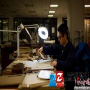 国图古籍修复师：第一课学习打浆糊 过敏是组病