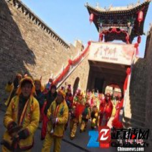 四百年“平遥竹马”新春“闹”古城