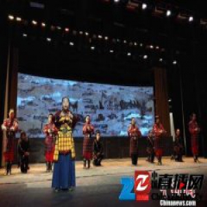 北京上地实验学校实践艺术课程 上演学生原创话剧《木兰》