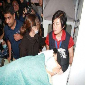 刘德华返港就医 粉丝发帖盼早日康复