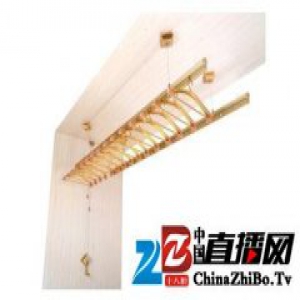 阳台春节换新装，盼盼升降晾衣架带来晾晒新体验