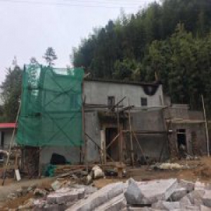 网络媒体走转改｜英雄走后：好支书周炳耀与他正在改变的村庄