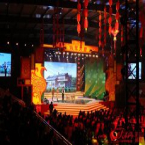 【网络媒体走转改】 “农民演，演农民”“村晚”成浙江乡村新年俗