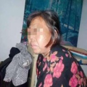 天津摆射击摊大妈二审改判缓刑 将回家过年