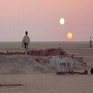 现实中的三体:那些被发现拥有三个"太阳"的星系