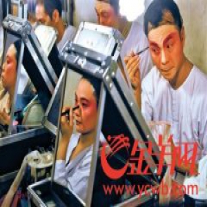 【网络媒体走转改】春班市场回暖 村民爱睇粤剧过新年