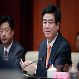 分团审议|惠进才:县区要利用优势发展特色产业