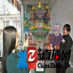 83岁老木匠2年用2千多个零件做出2米多高花灯