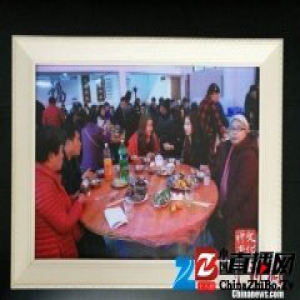 照片化身文化传播者 侨乡青田送文化礼堂出国门