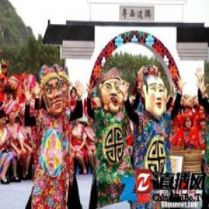 广西忻城上演民间绝技大比拼 凸显壮族“乡土味”