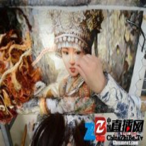 江苏宝应乱针绣“绣娘”展绣技 “绣”美好“钱”景