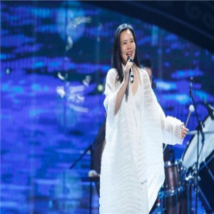 龚琳娜大秀神仙唱功 迎战唐俊乔