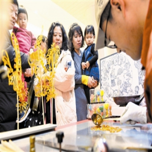 非遗及老字号市集展卖举行 寻找记忆中的年味儿