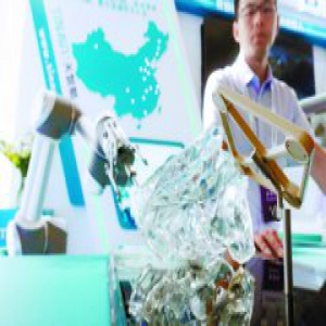 “天玑”、“睿米” 世界机器人大会上赚足眼球