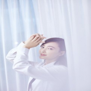 王丽坤携《幕后玩家》亮相东京电影节 荣获最具人气女演员奖