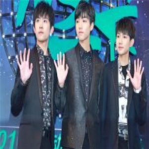 TFBOYS联排取消 官博对不听劝的粉丝给予谴责