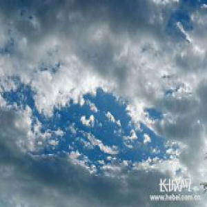 唐山：集体“跨界”玩摄影 朋友圈里刷爆“唐山蓝”