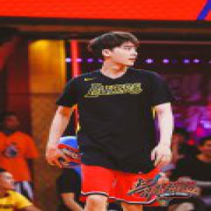 李易峰《这就是灌篮》花式撩人 金句频出尽显皮皮峰本色