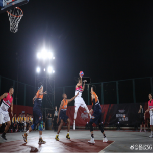 林书豪回归NBA易建联救场 杨政流泪周锐反差萌《灌篮》精彩纷呈