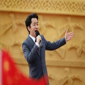 “心连心”艺术团赴广西慰问演出 林永健孙茜王祖蓝助阵