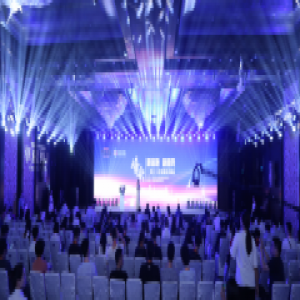 嗷呜宝荣获2018年金融科技峰会“最具发展潜力企业奖”