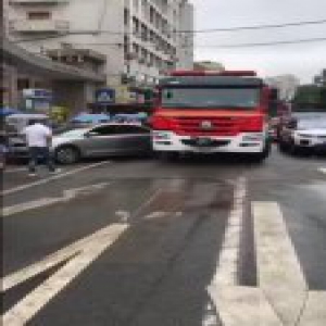 【长城评论】消防车“怒