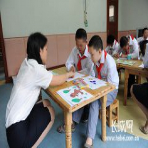 承德市义务教育阶段普通学校全面接纳轻度残疾儿童少年随班就读