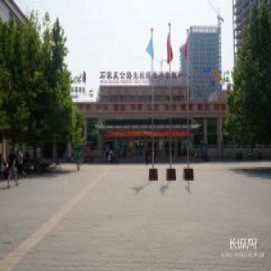 石家庄南焦客运站暑运首日遇冷